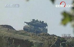 Israeli tanks, bulldozers and helicopters are continuing to attack the Gaza Strip.(CCTV.com)