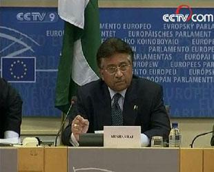 Pakistani President Pervez Musharraf is touring Europe to improve his country's status and explain misunderstandings to European countries. (CCTV.com)