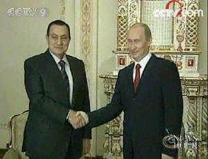 Russia President Vladimir Putin and visiting Egyptian President Hosni Mubarak also discussed the Middle East issue.