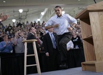 Democratic presidential hopeful, Sen. Barack Obama, D-Ill., arrives at a town hall-style meeting in Bend, Ore., Saturday, May 10, 2008. [Agencies]