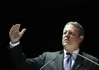 Al Gore, former Vice President of the United States speaks during the Dan David Prize award ceremony in University of Tel Aviv May 19, 2008.(Xinhua/Reuters Photo)