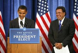 President-elect Barack Obama introduces New Mexico Governor Bill Richardson as nominee for commerce secretary during a news conference in Chicago, December 3, 2008.(Jeff Haynes/Reuters)