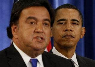 In this Dec. 3, 2008 file photo, President-elect Barack Obama stands with Commerce Secretary designate, New Mexico Gov. Bill Richardson, at a news conference in Chicago.  (AP Photo/Charles Dharapak, File)