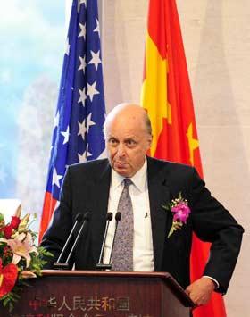 Negroponte arrived in Beijing Tuesday evening and attended activities marking the 30th anniversary of diplomatic relations between China and US.