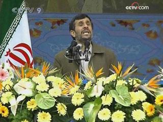 Iranian President Mahmoud Ahmadinejad says Tehran welcomes a fundamental change in approach from the US.(CCTV.com)