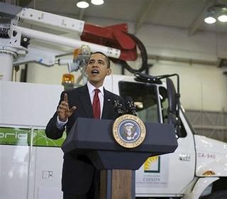 US President Barack Obama speaks following a tour of the Edison Electric Vehicle Technical Center in Pomona, California.(AFP/Mandel Ngan)