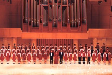 海内外的中国交响乐团附属少年及女子合唱团,由著名音乐教育家,指挥家